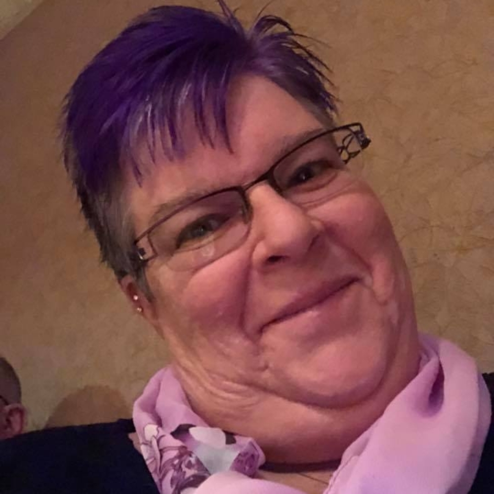 Meet your Posher, Cyndi